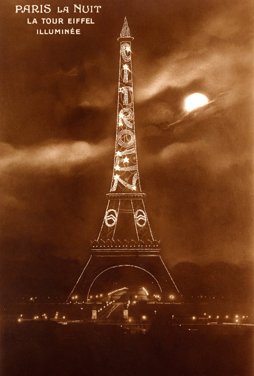 Citroën", Tour Eiffel, Exposition internationale des arts modernes et décoratifs, 4 juillet 1925 (photo) - Unknown photographer