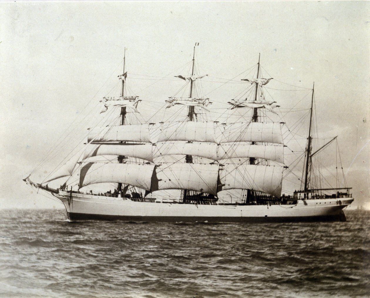 Voilier français Emile Renouf au large du Havre 02/07/1897 (Photographie) - Unknown photographer