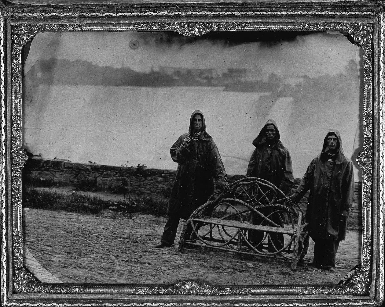 Portrait de groupe aux chutes du Niagara, c.1855 - Unknown photographer
