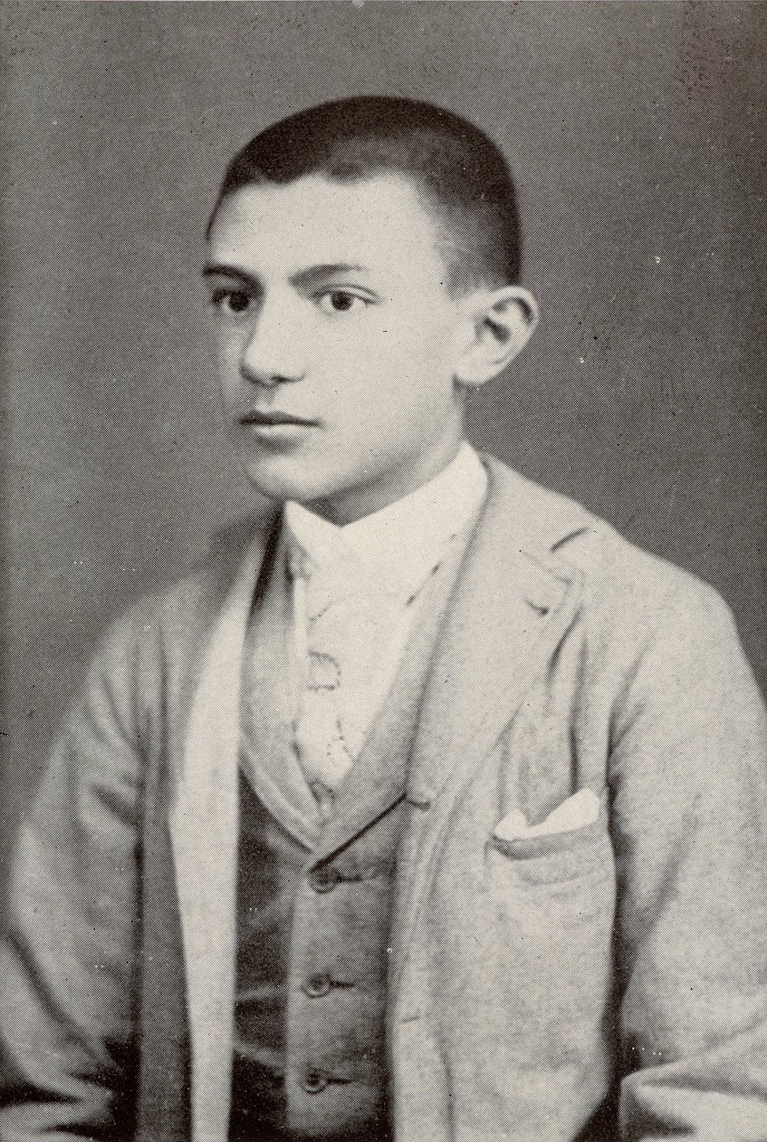 Pablo Picasso en 1896 (15 ans) - dans "Picasso, documents iconographiques" par Sabartes - Unknown photographer