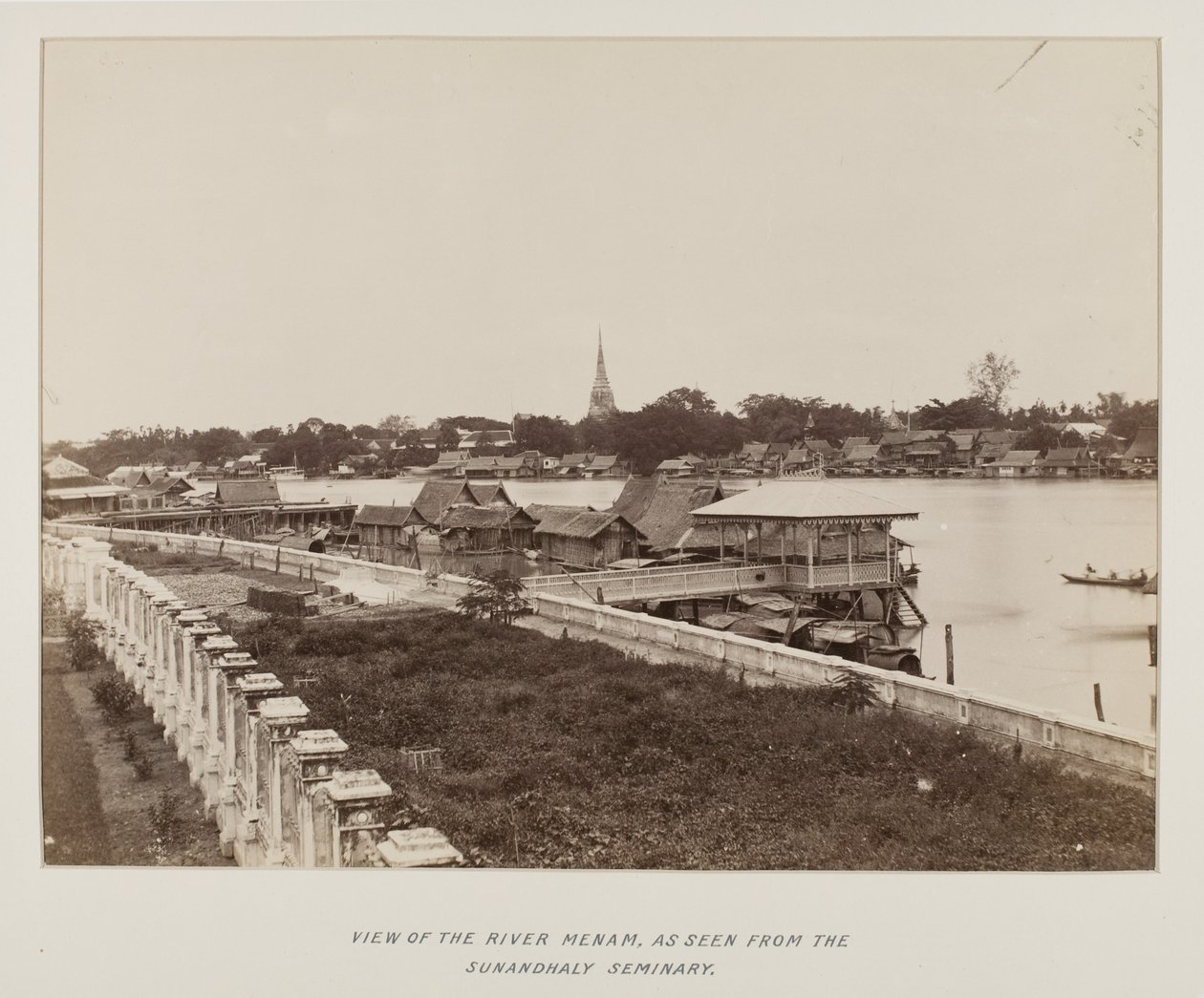 Photographie dans un album photo - Unknown photographer