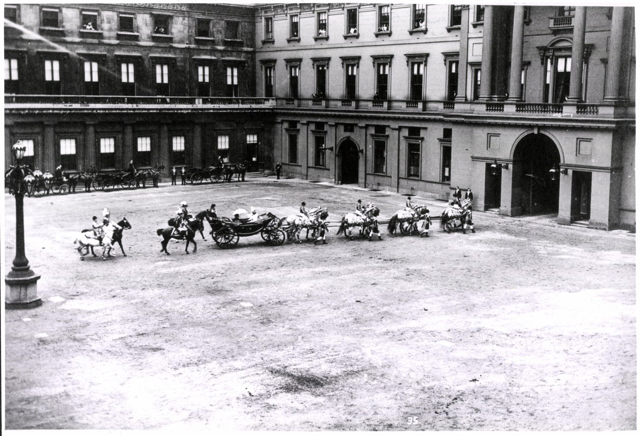 La reine Victoria quittant le palais de Buckingham, Jubilé de diamant, 22 juin 1897 - Unknown photographer