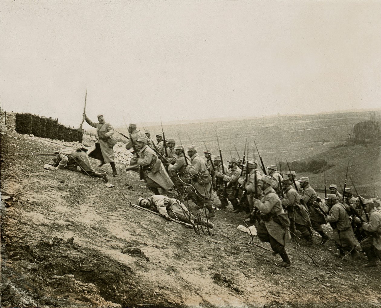 Guerre de 14-18 (1914-1918) - Propagande - Plaque de verre stéréoscopique photographique LSU (L.S.U. La Stereoscopie Universelle) éditée en 1914 : suppression du grand éperon de Notre-Dame de Lorette (commune d