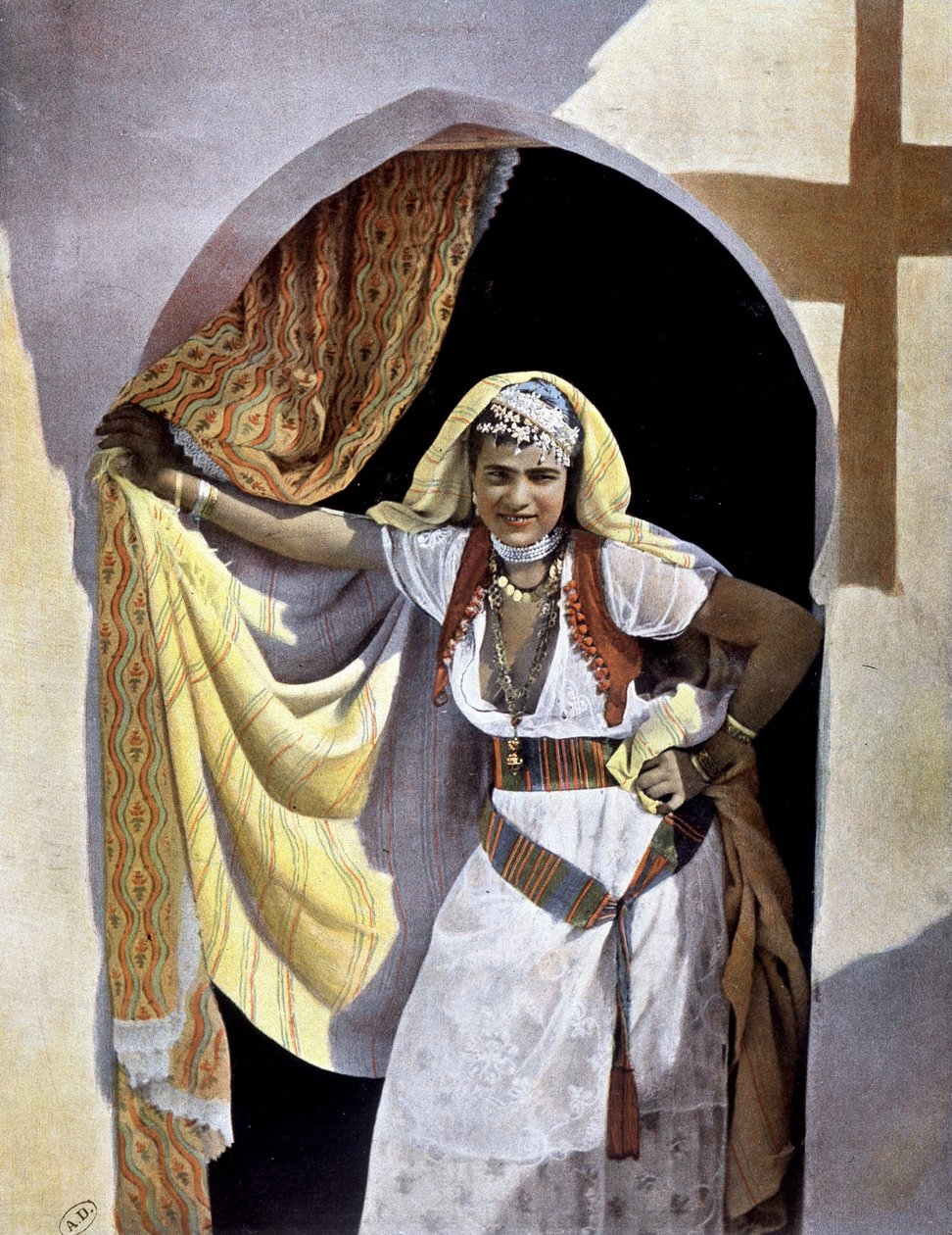 Jeune femme tunisienne. Photographie 1893 - Unknown photographer