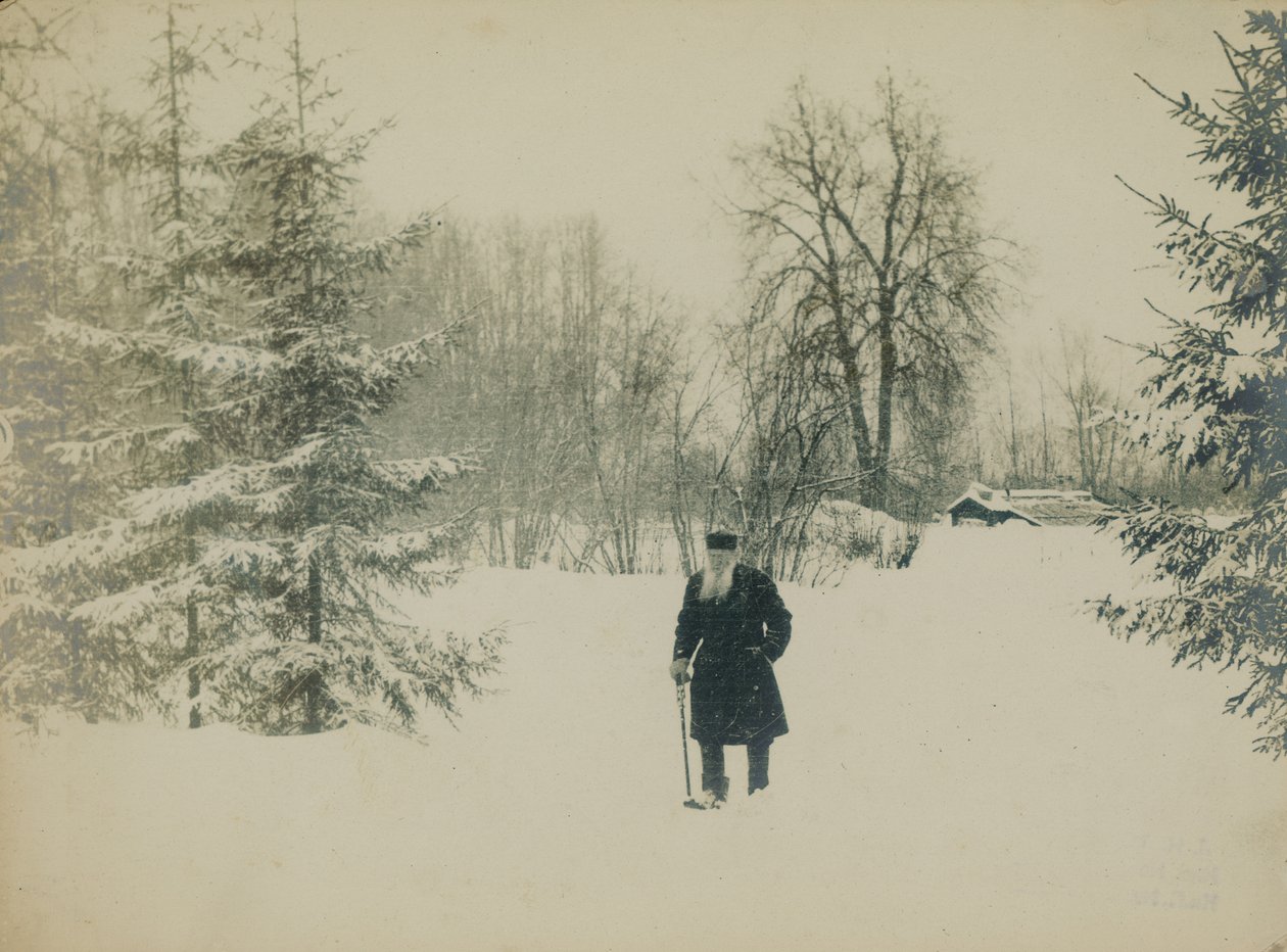 Le comte Lev Nikolaïevitch Tolstoï marchant. - Vladimir Grigorievich Chertkov