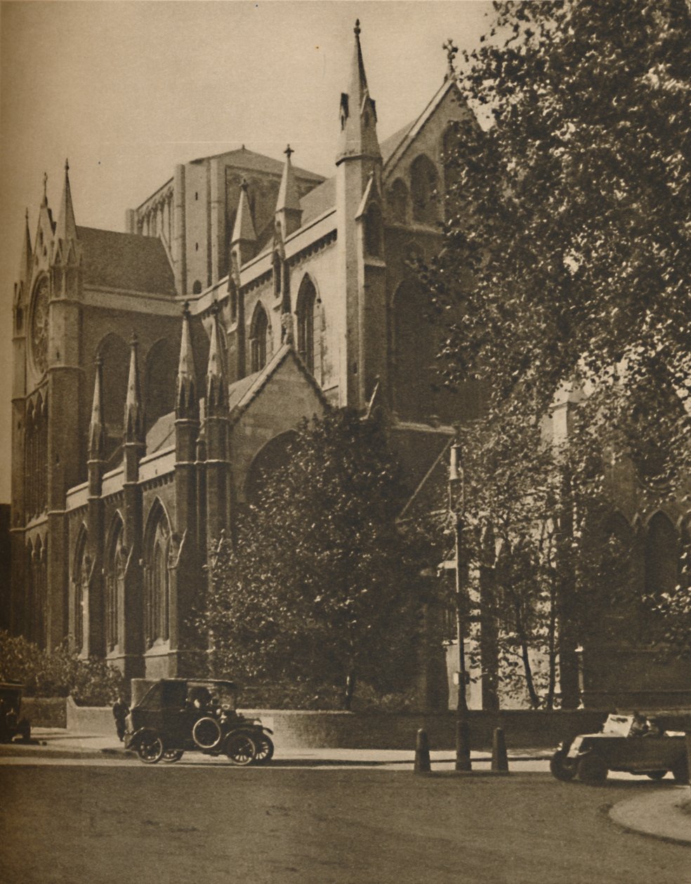 Cathédrale de Bloomsbury : L