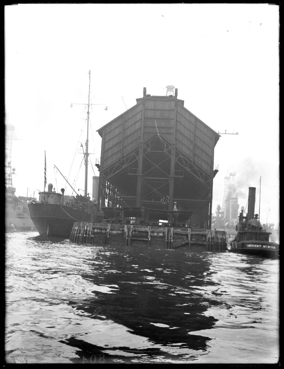 Réserve de charbon, chantier naval de Brooklyn, 1912 - William Davis Hassler