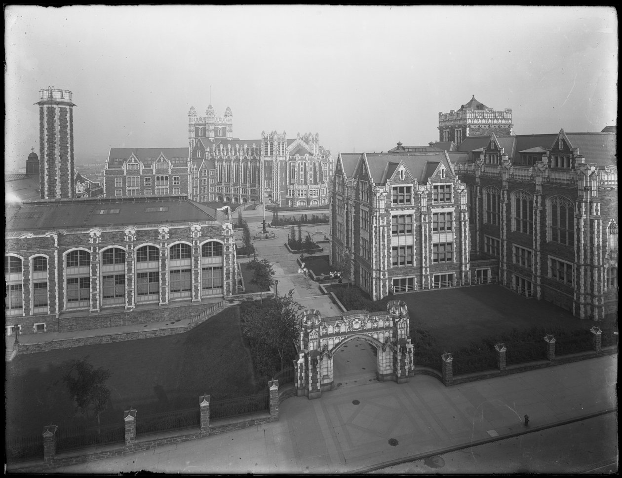 Vue en plongée du campus du City College de New York, New York, 16 juillet 1914 - William Davis Hassler