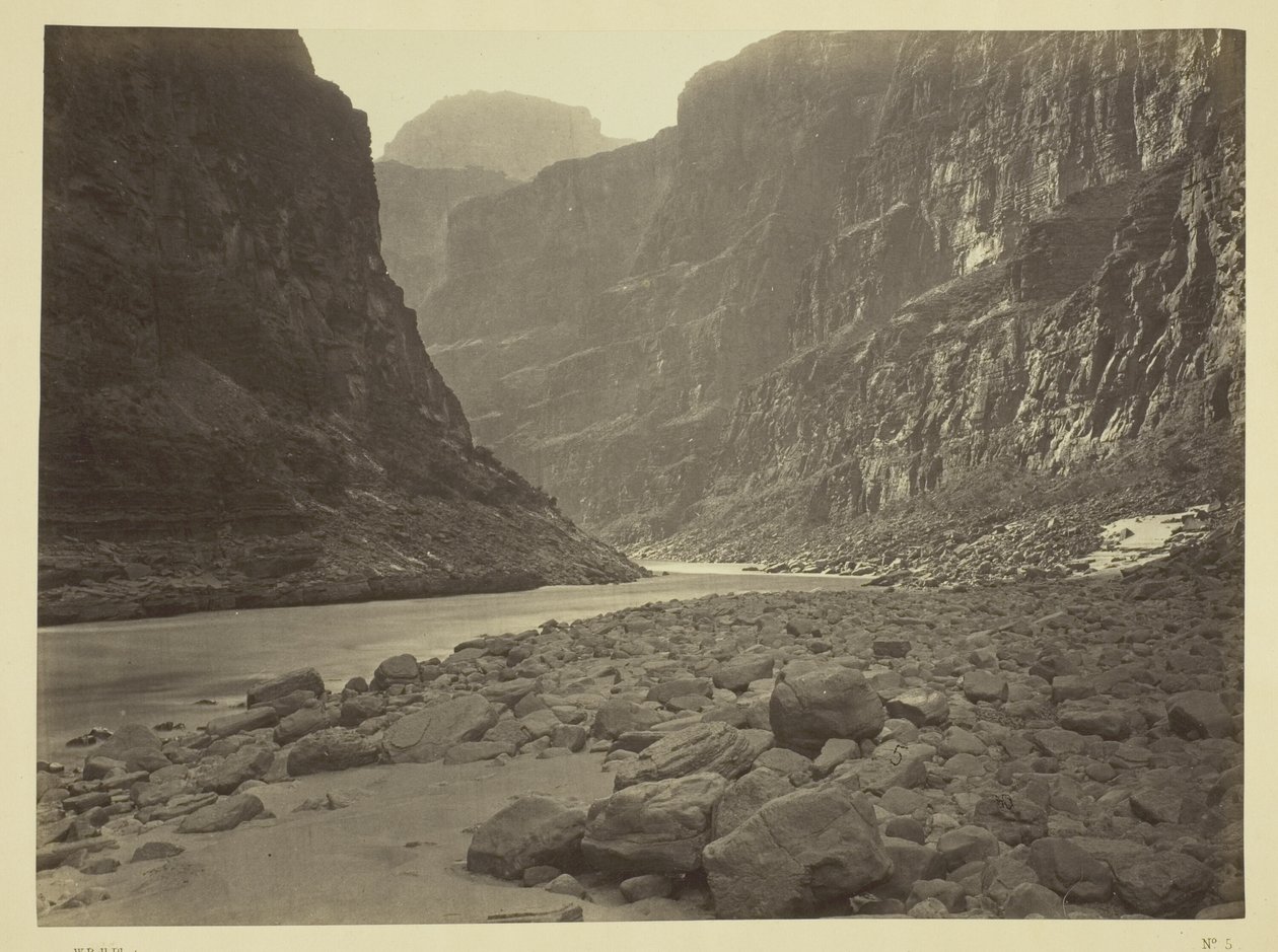 Fleuve Colorado, embouchure de Kanab Wash, en regardant vers l