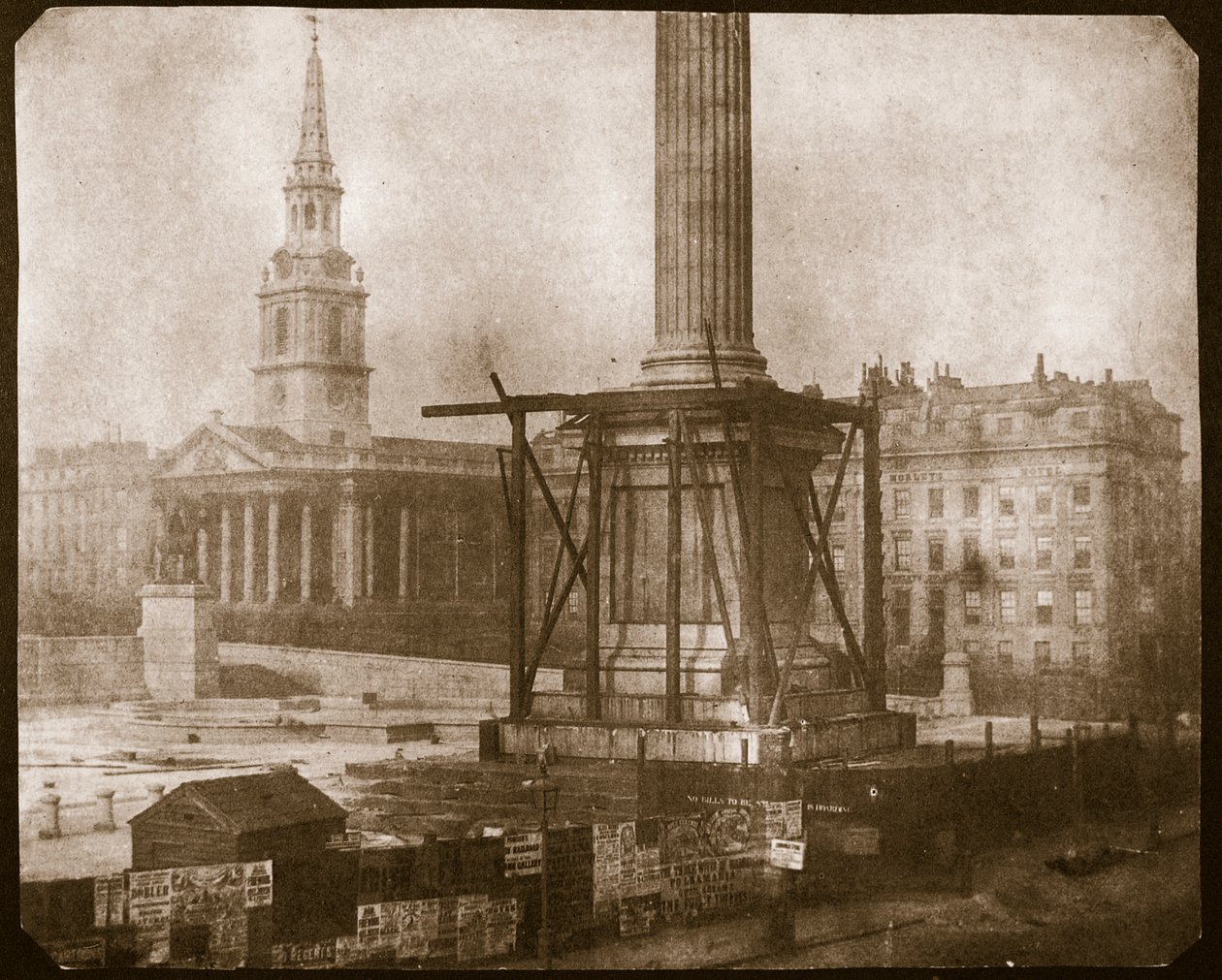 Colonne de Nelson en construction, c.1841 - William Henry Fox Talbot