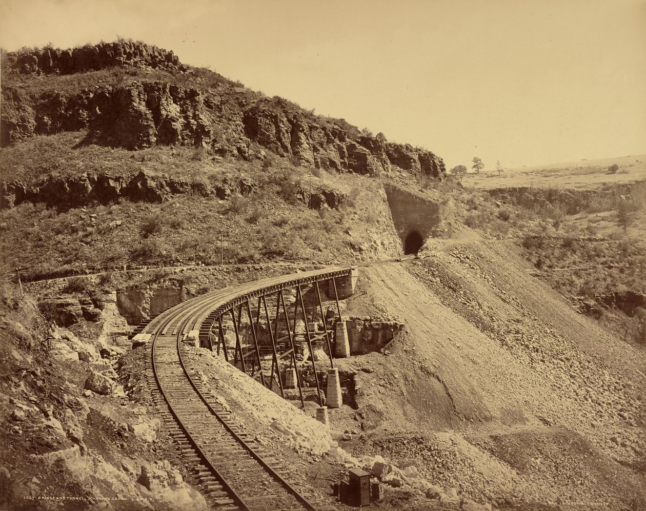 Pont et tunnel, Johnson