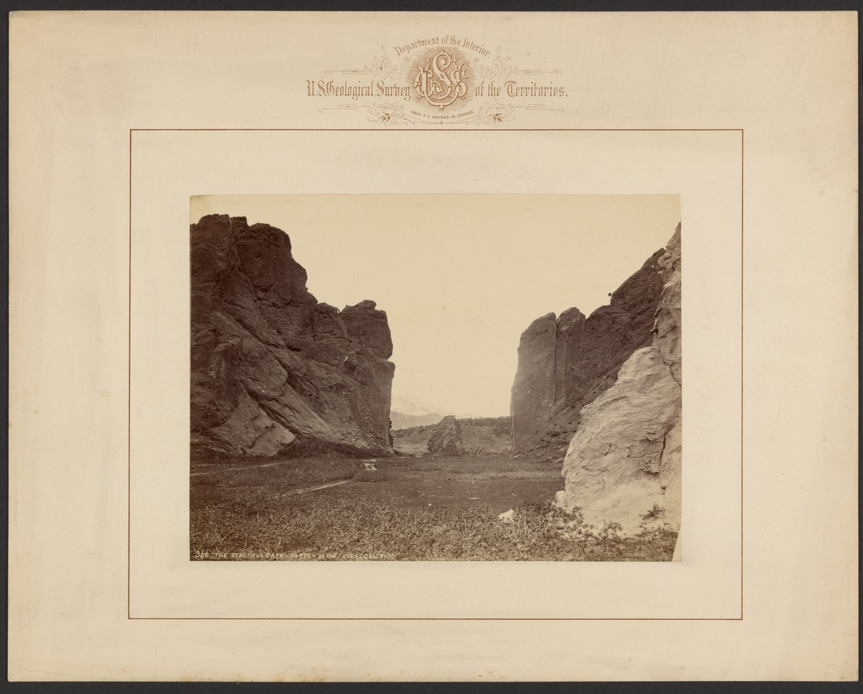La belle porte -- Garden of the Gods, Colorado - William Henry Jackson