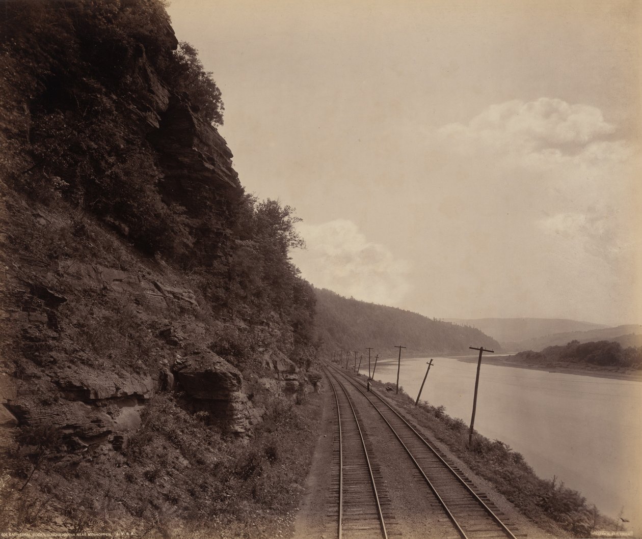 Cathedral Rocks, Susquehanna près de Meshoppen, c. 1895 (photo) - William Herman Rau