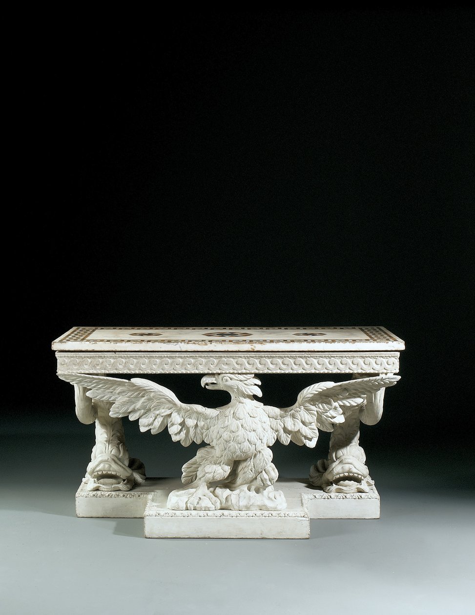 Une des deux tables de côté de George II - William Kent