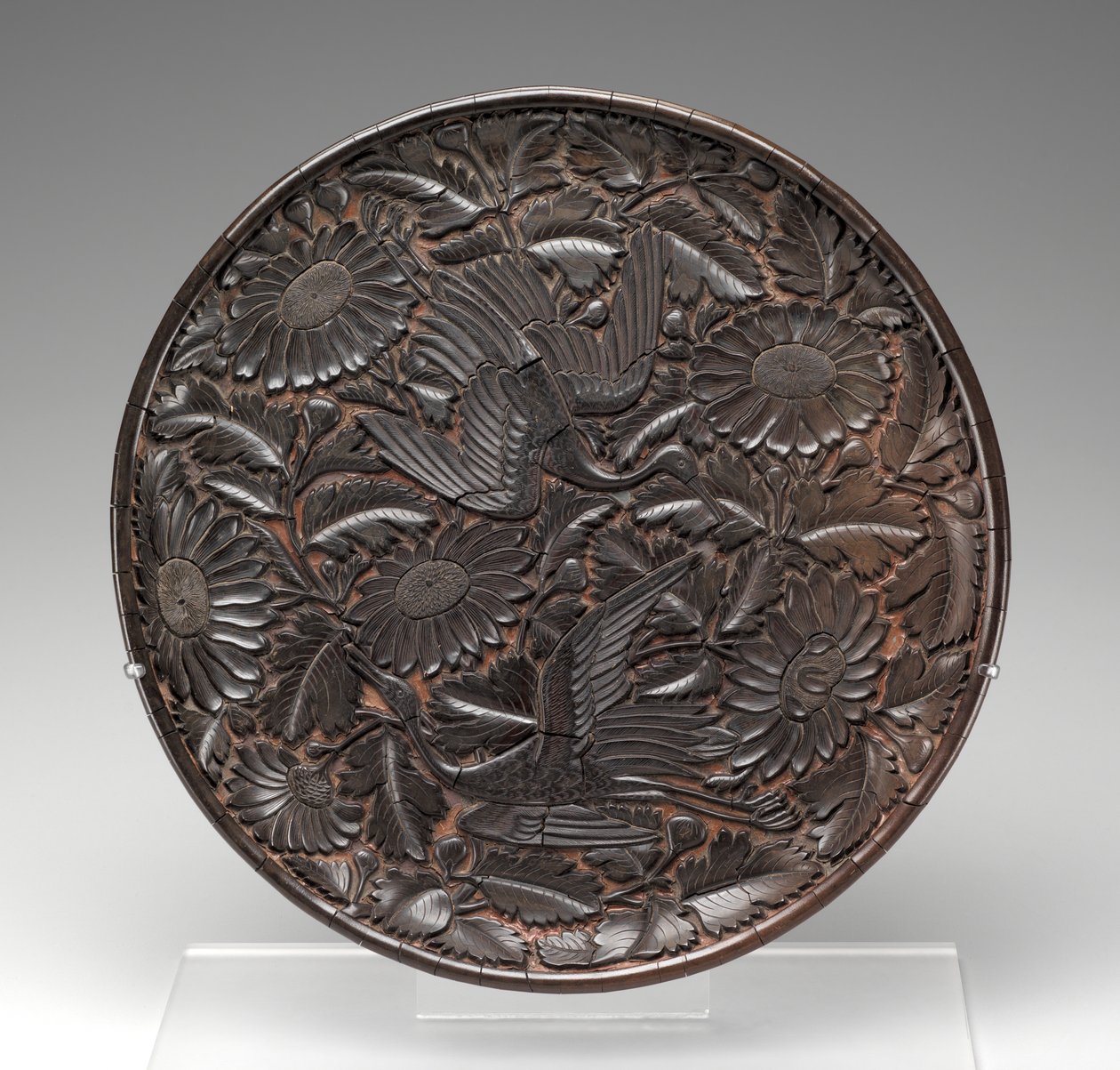 Plateau avec motif de grues et de chrysanthèmes - Yuan Dynasty Chinese School