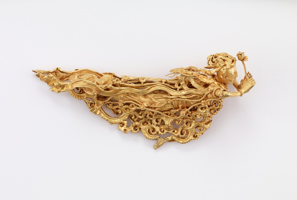 Un des deux Apsaras, êtres célestes bouddhistes - Yuan Dynasty Chinese School