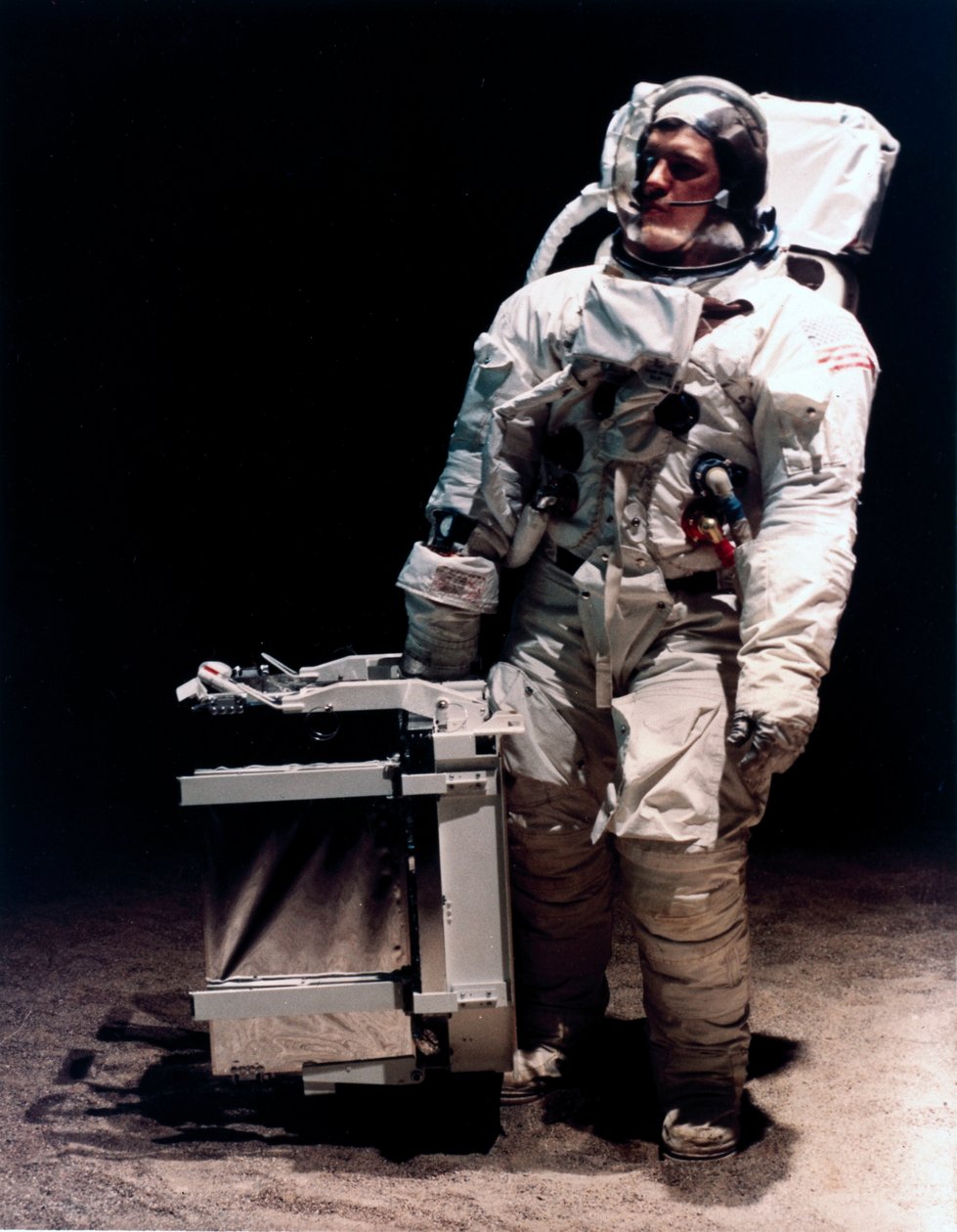 Vol spatial habité, USA, Apollo, Général Le rétro-réflecteur laser Apollo - Ferdinand Georg Waldmuller