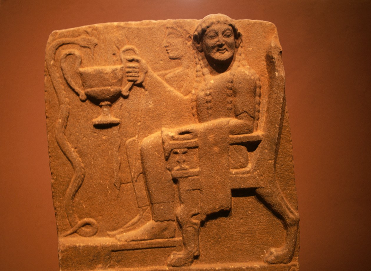 Stèle avec relief représentant des divinités et des serpents, de Sparte, Grèce, civilisation grecque - Theodore Charles Ange Coquelin