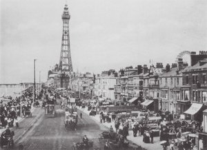 Promenade centrale, Blackpool - (after) English photographer