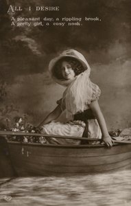 Fille dans un bateau (photo n/b) - (after) English photographer