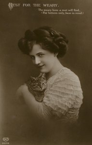Fille avec chaton (photo n/b) - (after) English photographer