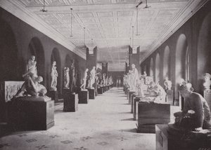 Salle des sculptures, Victoria and Albert Museum - (after) English photographer