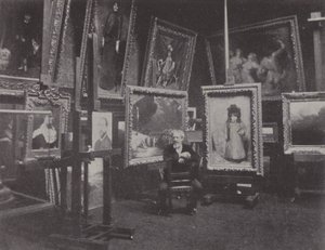 Le peintre français Carolus-Duran dans son atelier