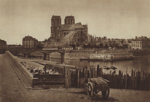Le chevet de Notre-Dame - (after) French Photographer