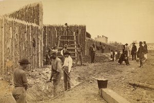 [Barrière construite par le général Haupt pour protéger les biens du gouvernement, Orange  Alexandria R.R., Alexandria, Virigina]. - A.J. Russell