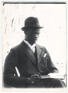 Sekhome, fils de Khama, vers 1910 - A. E. Hargreave