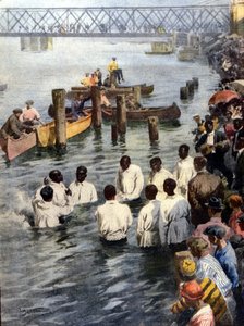 Cérémonie de baptême dans la rivière Cedar en Iowa (USA) de membres noirs de la secte de l