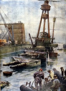 Le cuirassé allemand Hindenburg, coulé à Scapa Flow en Écosse, est revenu à la surface grâce à la flotte anglaise après 7 ans passés au fond des océans. Illustration de Beltrame. La Domenica del Corriere - Achille Beltrame