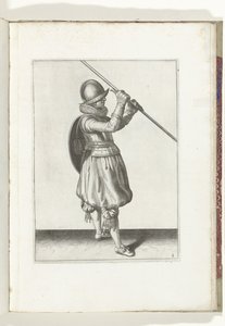 Exercice avec bouclier et lance : le soldat avec la lance en diagonale dans les deux mains et le bouclier sur le dos (n° 2), 1618 - Adam van Breen