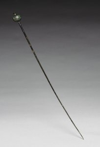 Épingle à vêtement, vers 1400 av. J.-C. (bronze coulé et forgé)