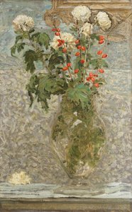 Chrysanthèmes blancs et baies rouges