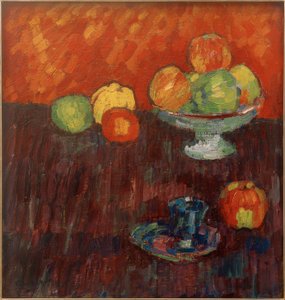 Nature morte avec pommes et tasse bleue