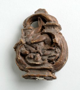Maquette pour une clé avec un Cupidon chuchotant à une fille assise : trois esquisses pour le groupe central - Alfred Gilbert