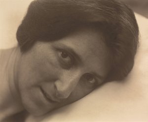  - Alfred Stieglitz