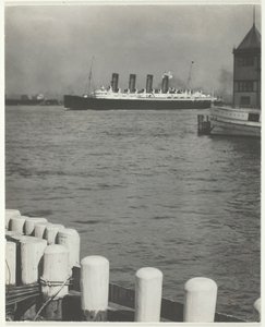 En route, Le Mauretania, 1910, imprimé 191832