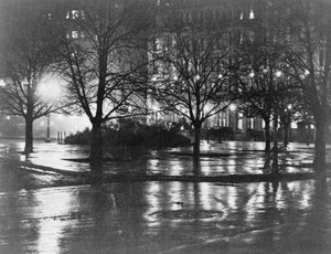 Reflets, nuit, New York, vers 1898 - Alfred Stieglitz