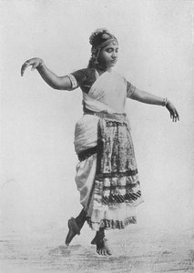 Danseuse Nauch, vers 1890, 1910
