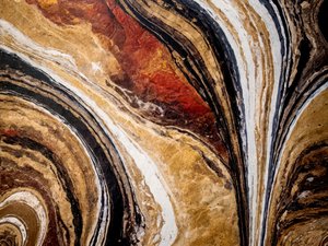 Résumé : Gold Stone Flow