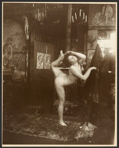 [Modèle féminin nu en ballerine, Paris] - Alphonse Maria Mucha