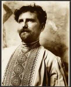 [Autoportrait en chemise de luxe] - Alphonse Maria Mucha