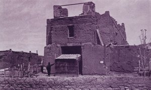 Ancienne église de San Miguel, Santa Fe, NM, construite en adobe en 1550 - American Photographer (after)