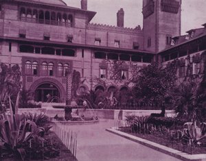Hôtel Ponce De Leon, St Augustine, Floride - American Photographer (after)