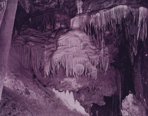 Voile de Titania, cavernes de Luray, Virginie - American Photographer (after)