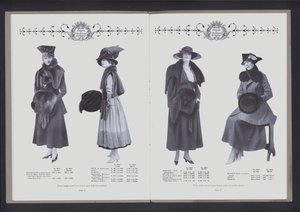 Double page du Théâtre de la Mode de la Fourrure - American Photographer (after)