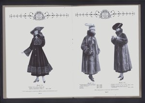 Double page du Théâtre de la Mode de la Fourrure - American Photographer (after)