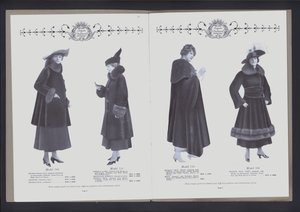 Double page du Théâtre de la Mode de la Fourrure - American Photographer (after)